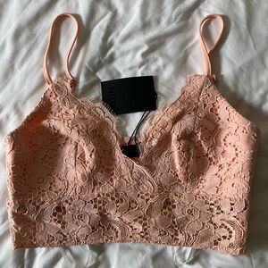 NWT NBD Revolve Peach Lace Bralette Size XS Zipper Adjustable Straps Bra Top B10